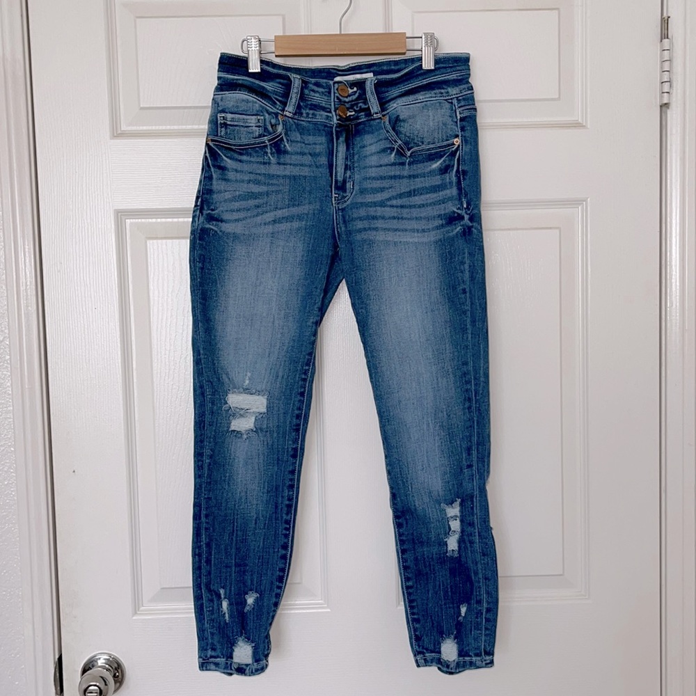 BKE Women's Skinny Jeans in Medium Blue with Distressed Details